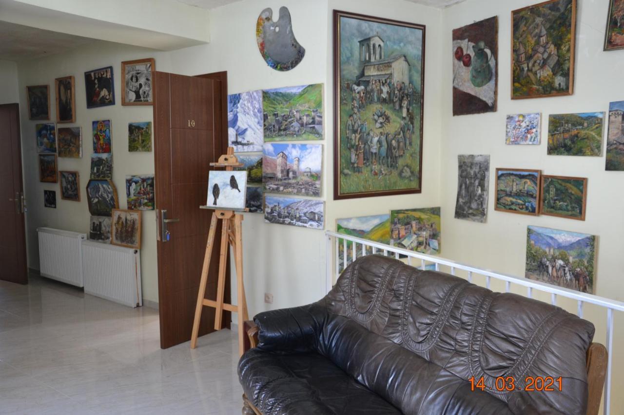 Hotel Gallery Mestia Ngoại thất bức ảnh