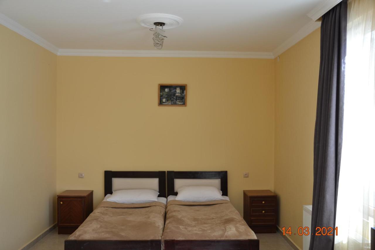 Hotel Gallery Mestia Ngoại thất bức ảnh