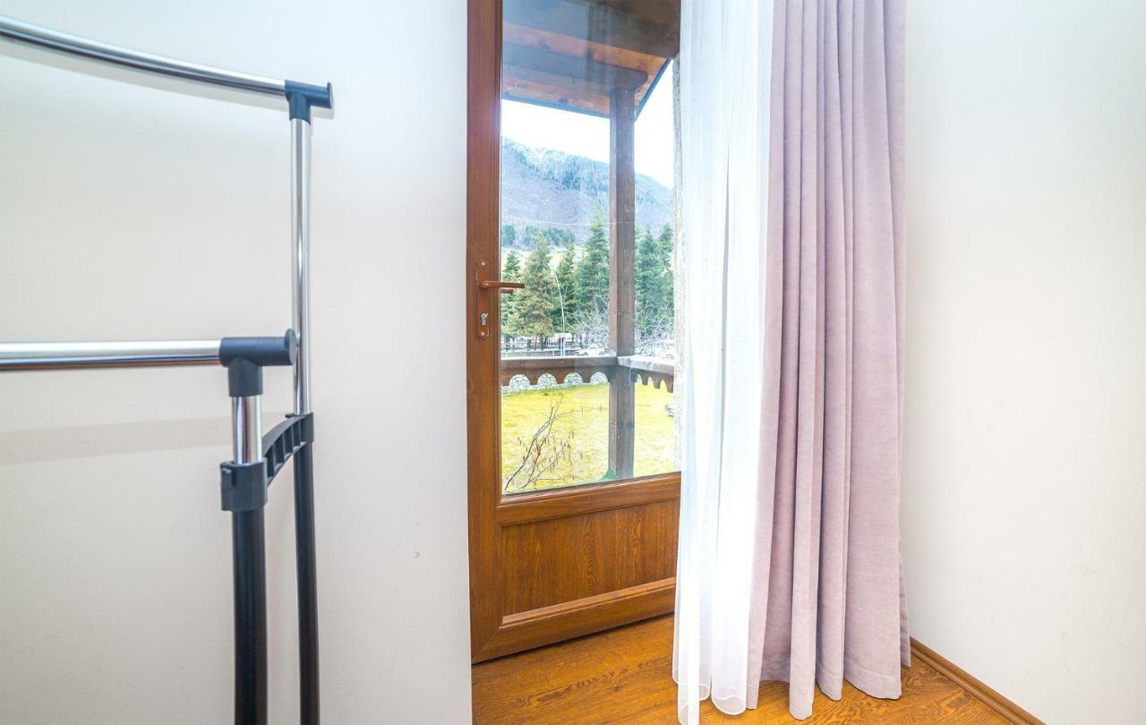Hotel Gallery Mestia Ngoại thất bức ảnh