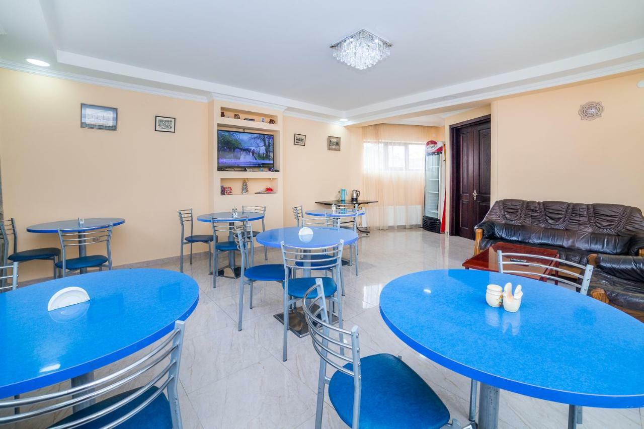 Hotel Gallery Mestia Ngoại thất bức ảnh