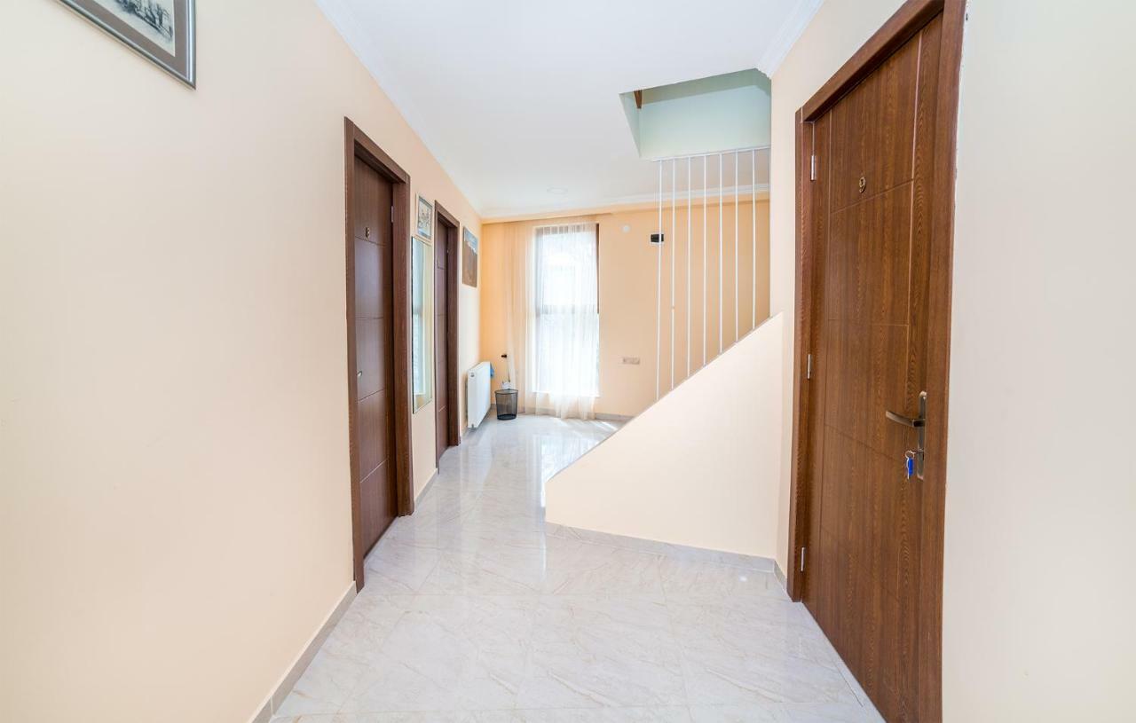 Hotel Gallery Mestia Ngoại thất bức ảnh