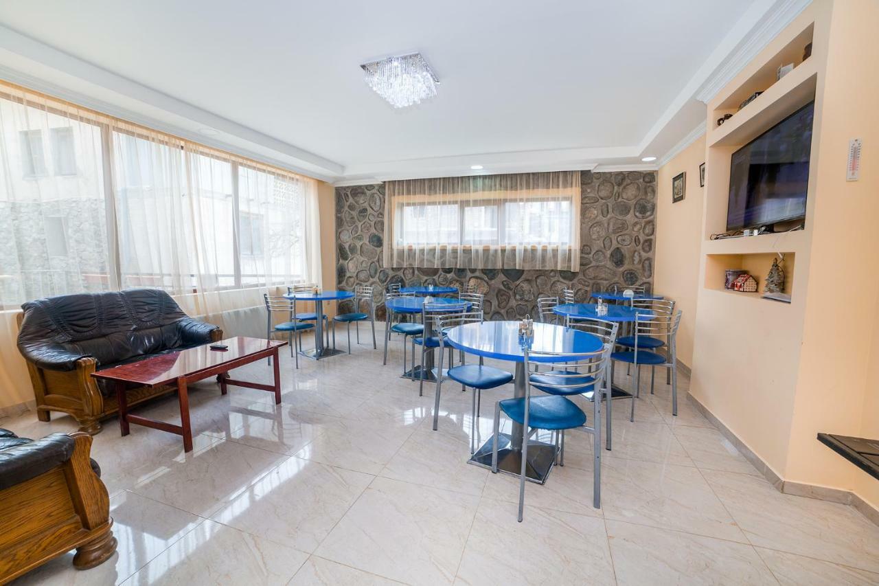 Hotel Gallery Mestia Ngoại thất bức ảnh