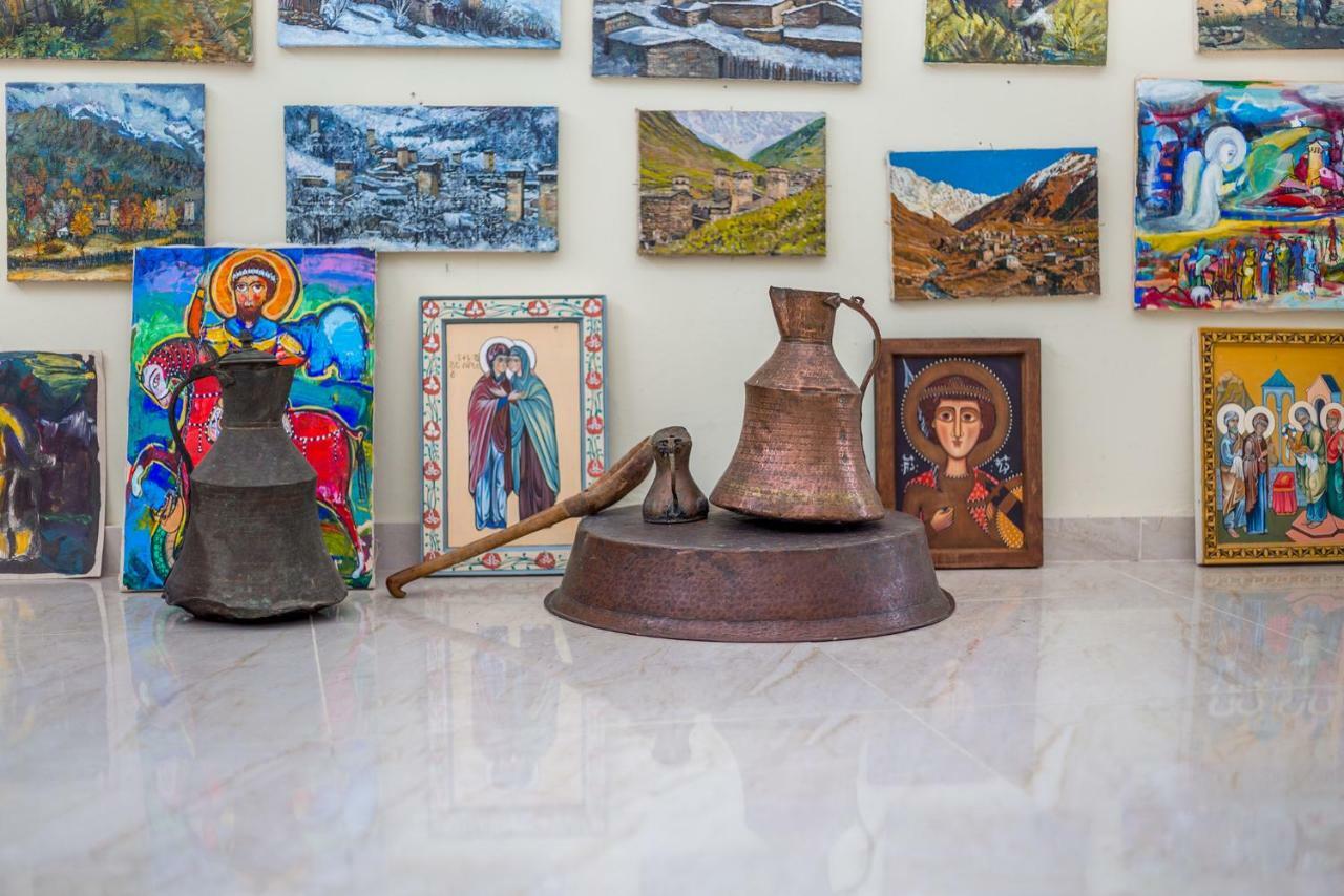 Hotel Gallery Mestia Ngoại thất bức ảnh