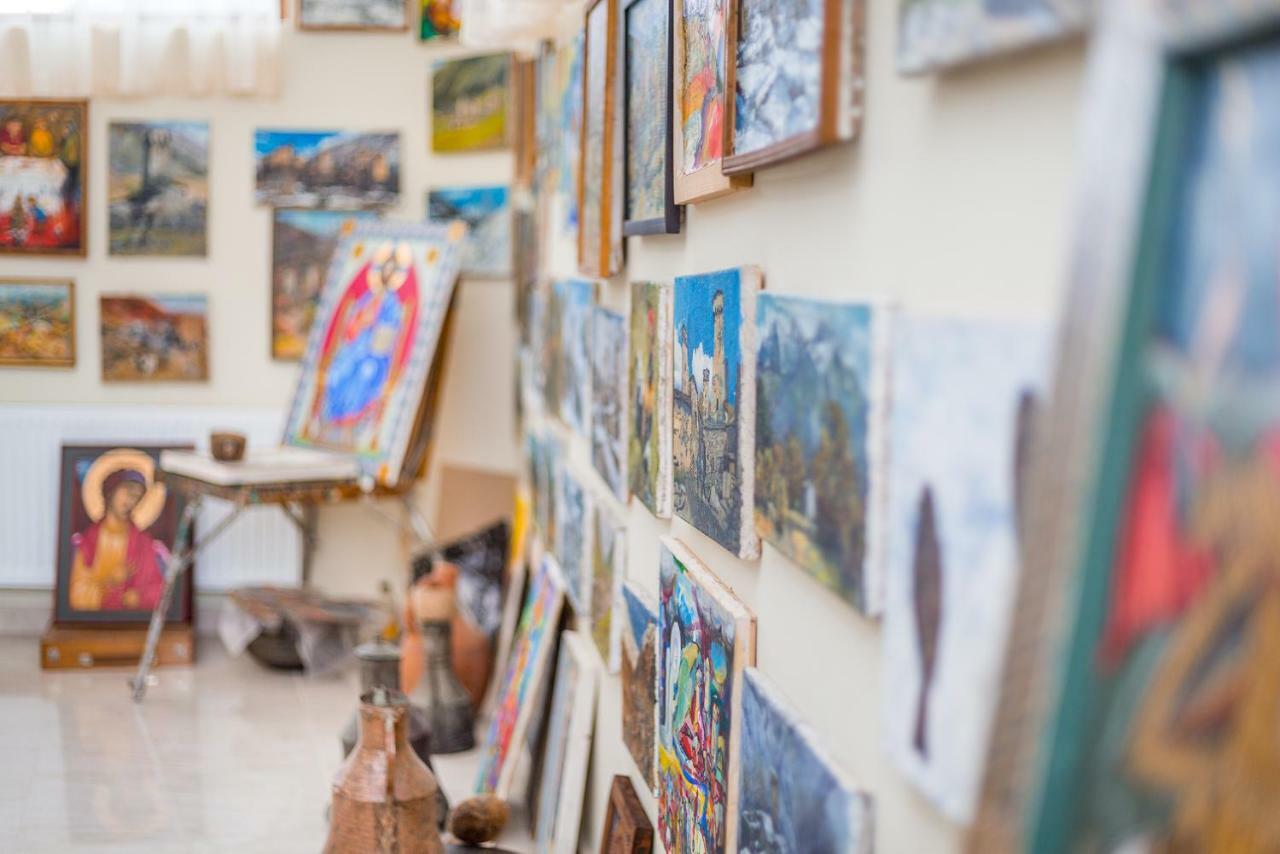 Hotel Gallery Mestia Ngoại thất bức ảnh